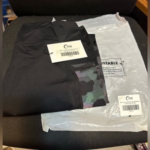 ZYIA black hi rise capri size 20